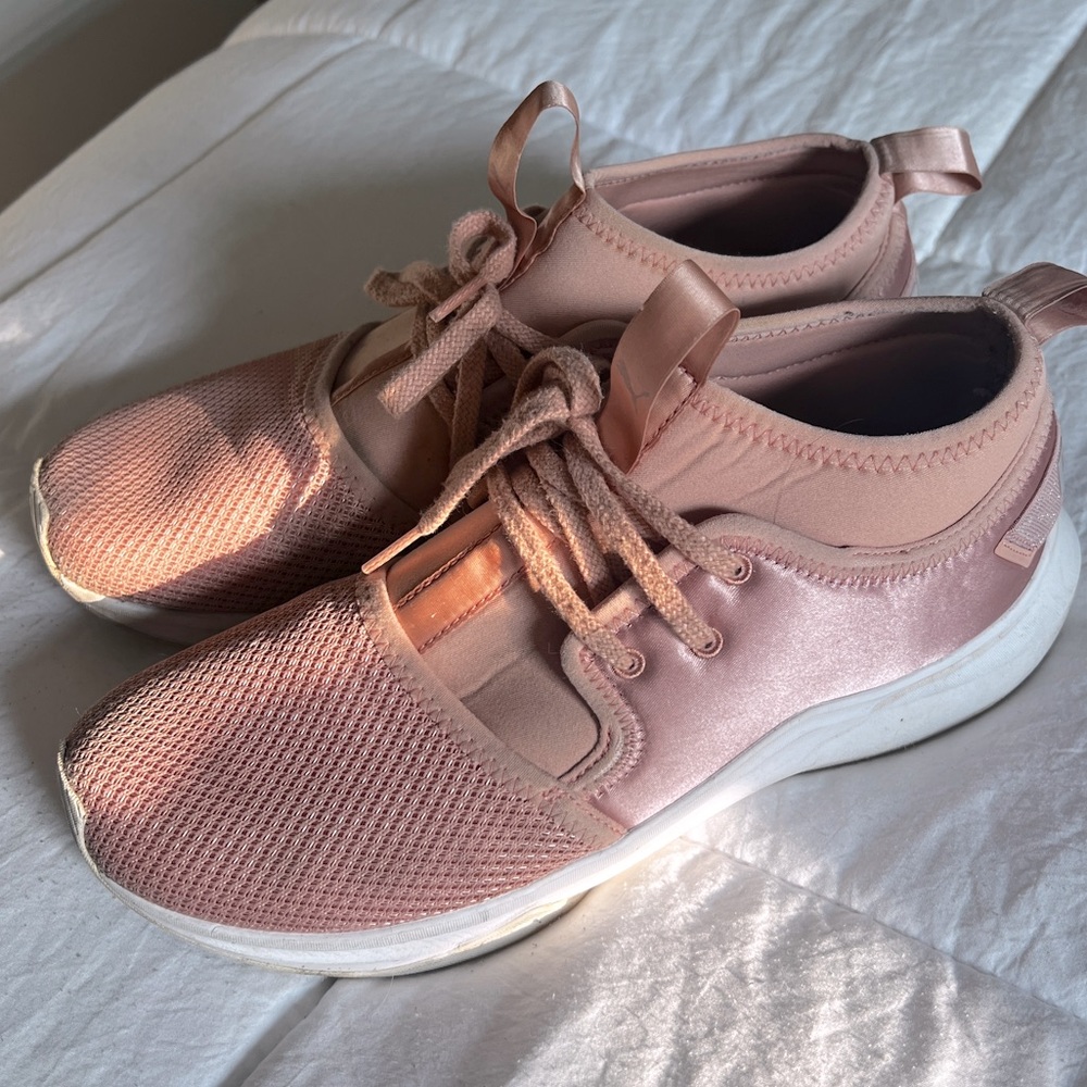 Puma Ballerina Pink Sneakers